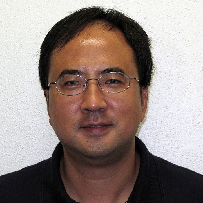 Xiaofeng Wang portrait.