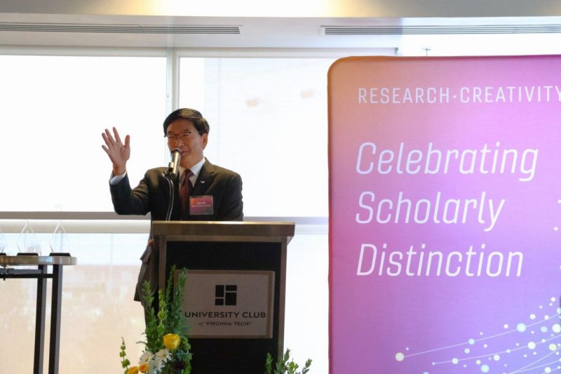 Dan Sui, senior vice president and chief research and innovation officer, welcomes the research community to the annual celebration. Photo by Travis Williams for Virginia Tech.