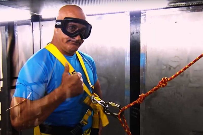 Jim Cantore of the Weather Channel getting ready to test Category 5 winds.